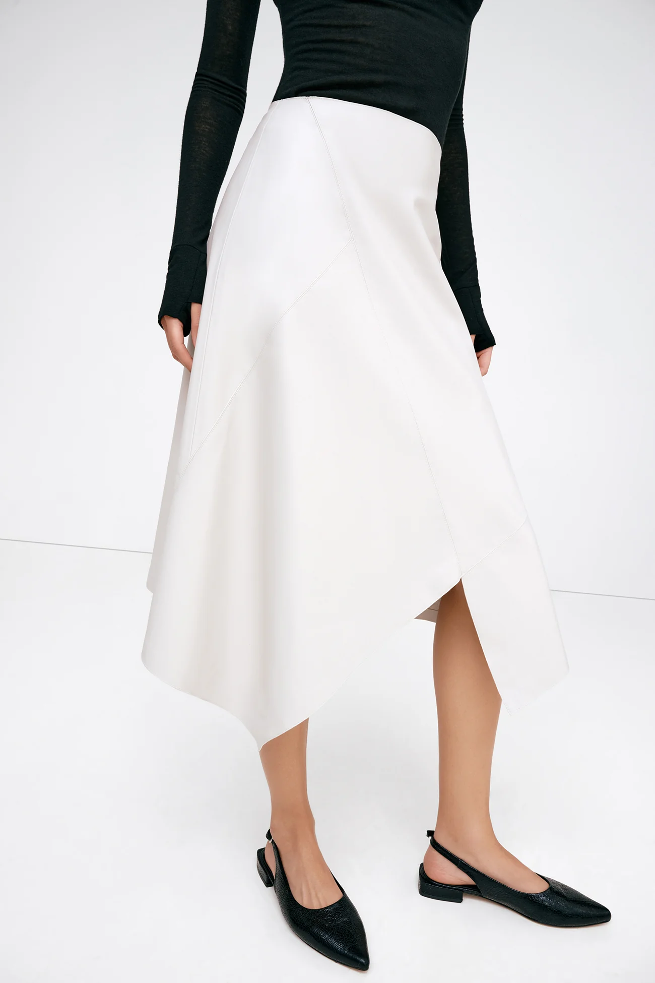 12538-coralie-skirt-1.webp Coralie Skirt