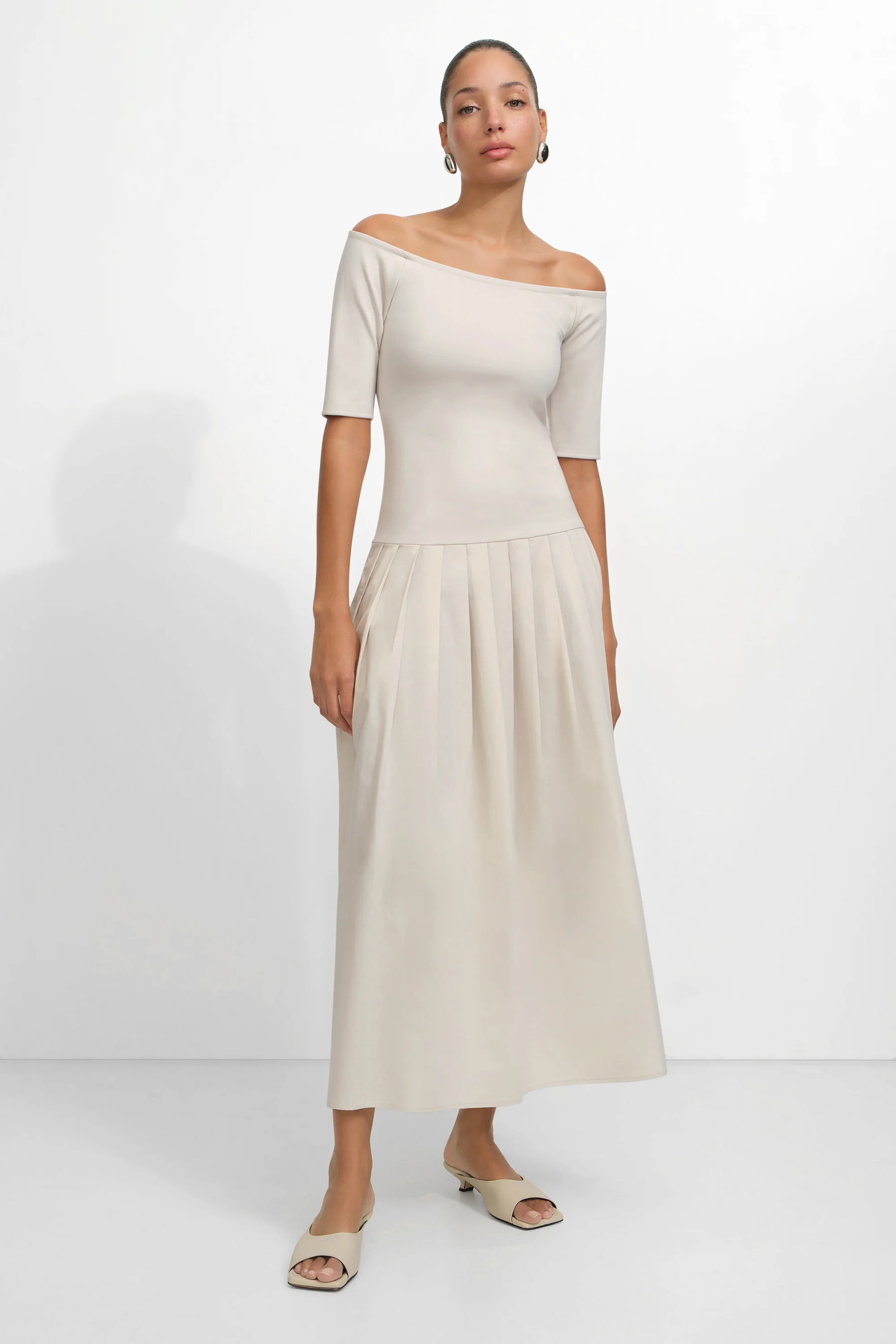 1514-mila-dress-1.webp Mila Dress