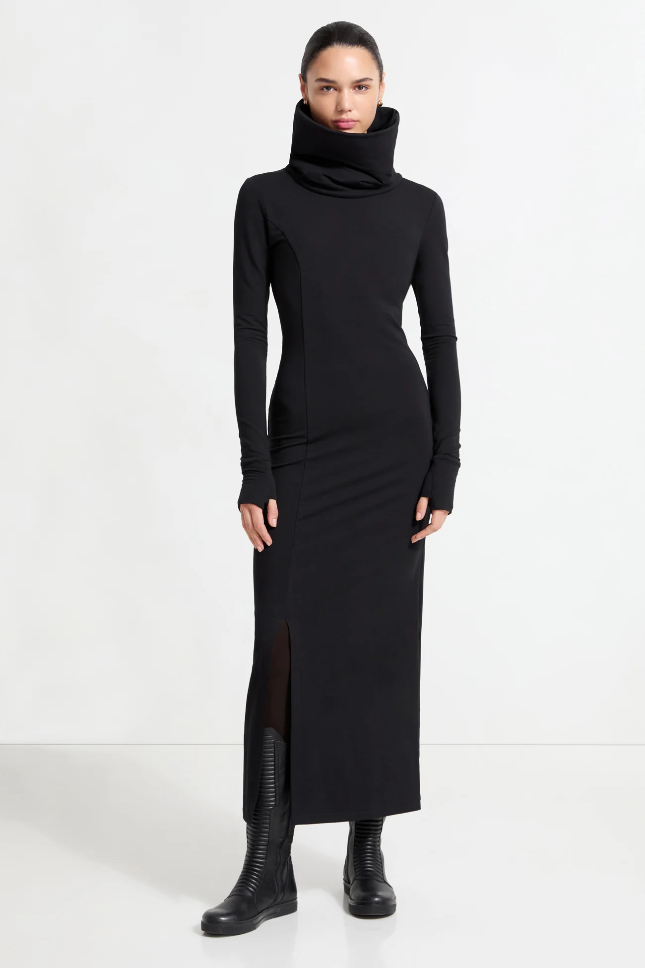 15549-lisa-sweatshirt-dress-1.webp Lisa Sweatshirt Dress