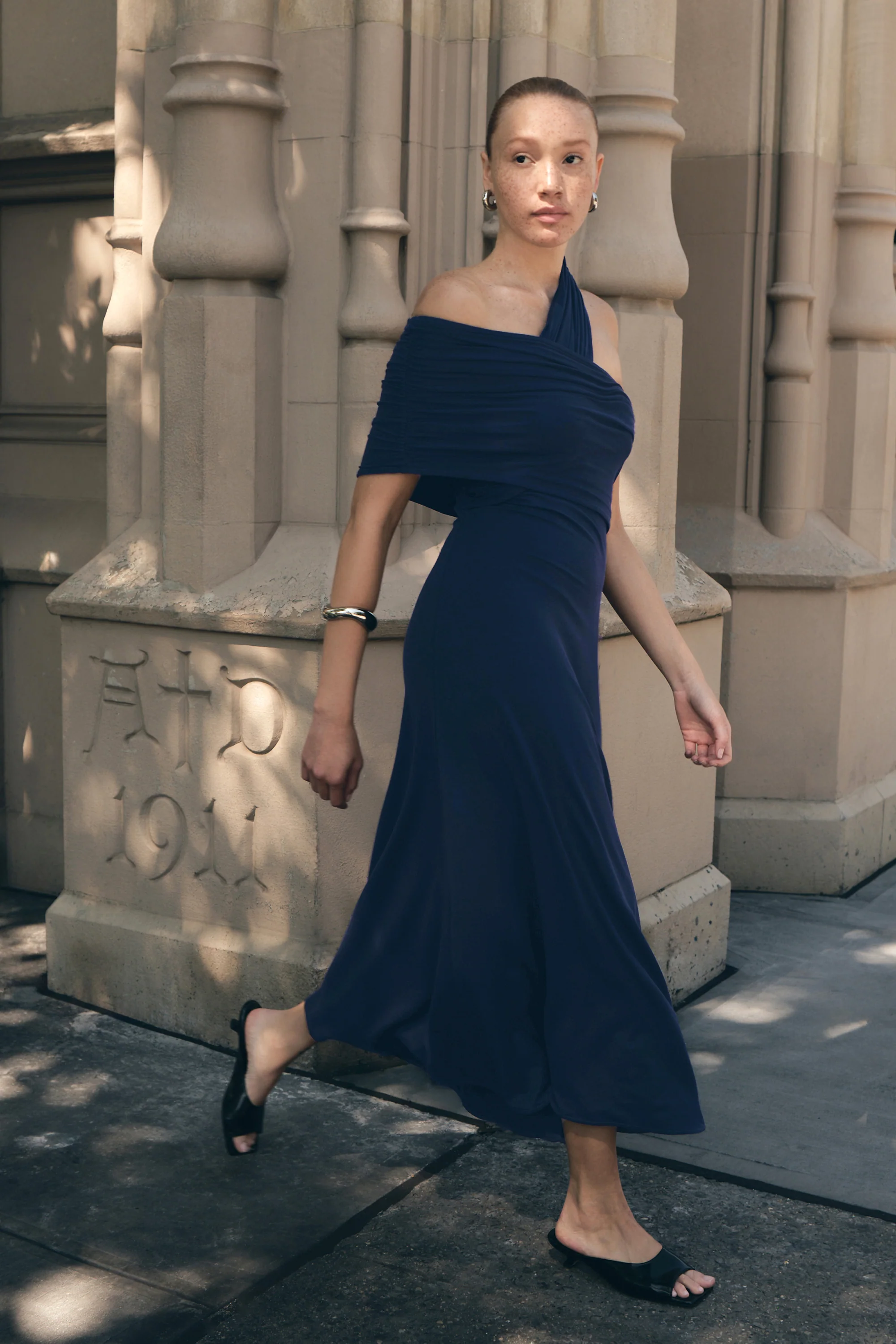 1662-alyssa-infinity-dress-1.webp Alyssa Infinity Dress