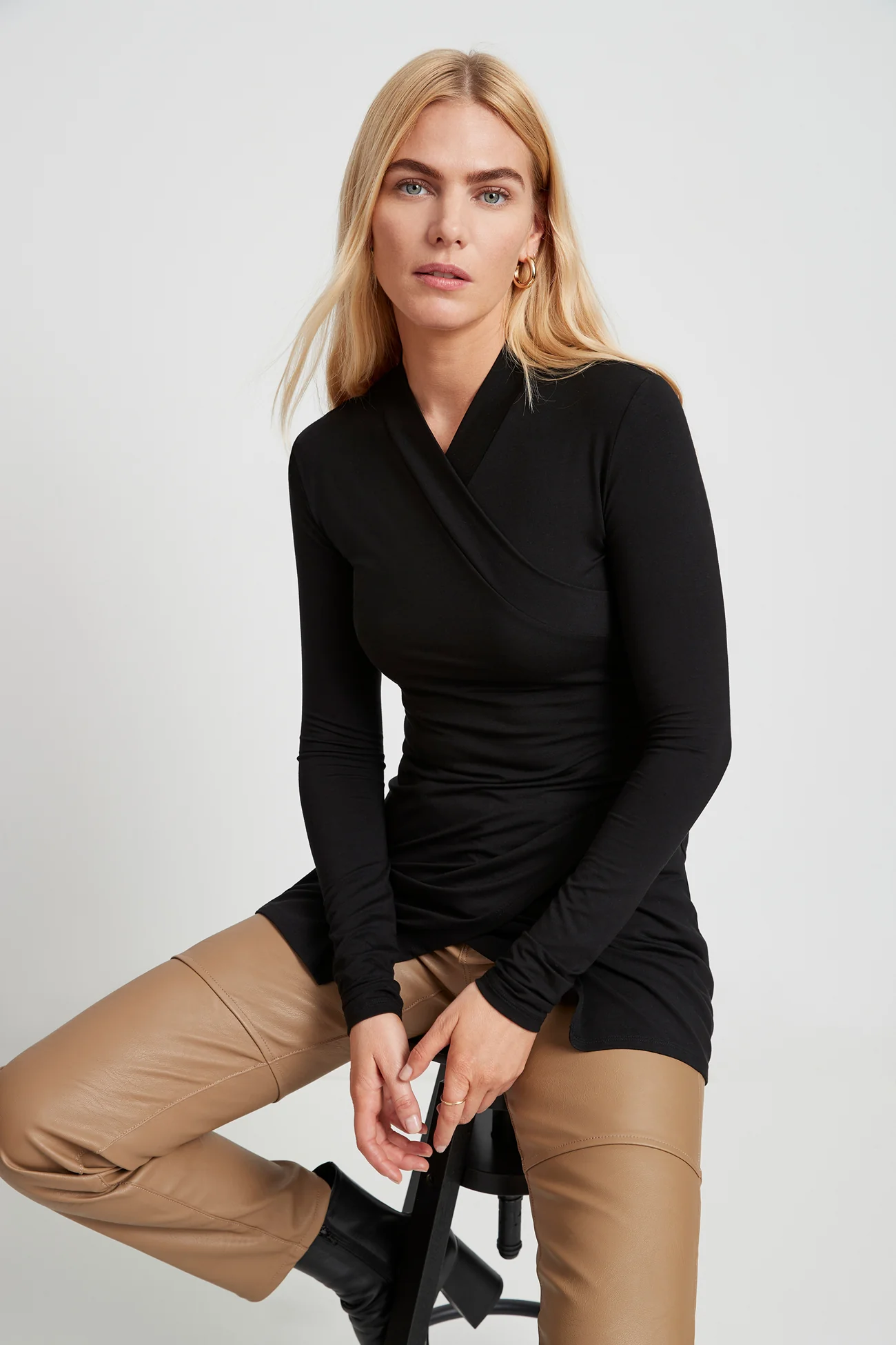 17330-loeb-tunic-1.webp Loeb Tunic