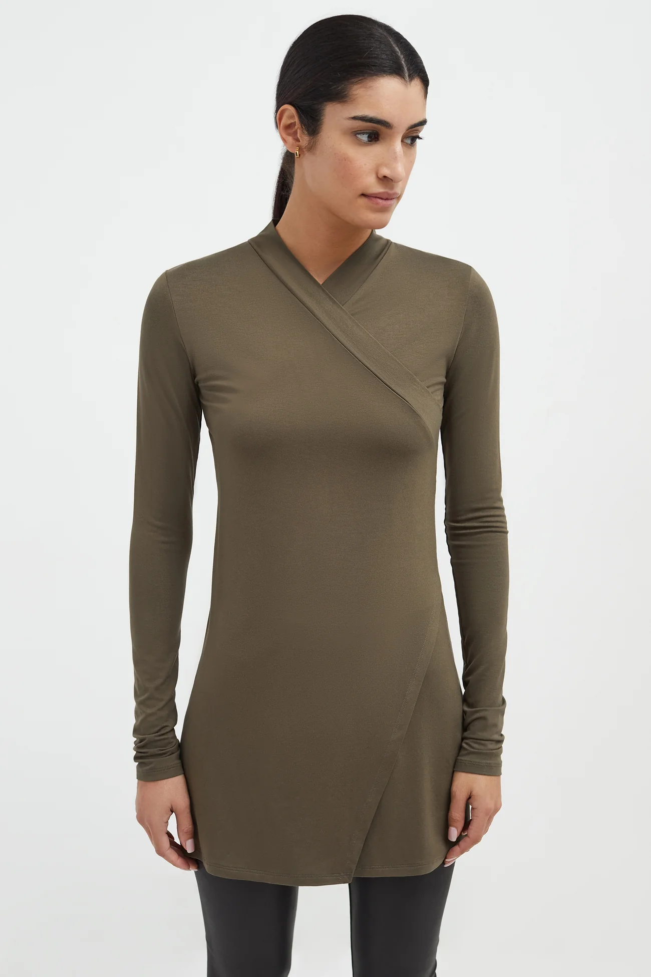 17330-loeb-tunic-12.webp Loeb Tunic