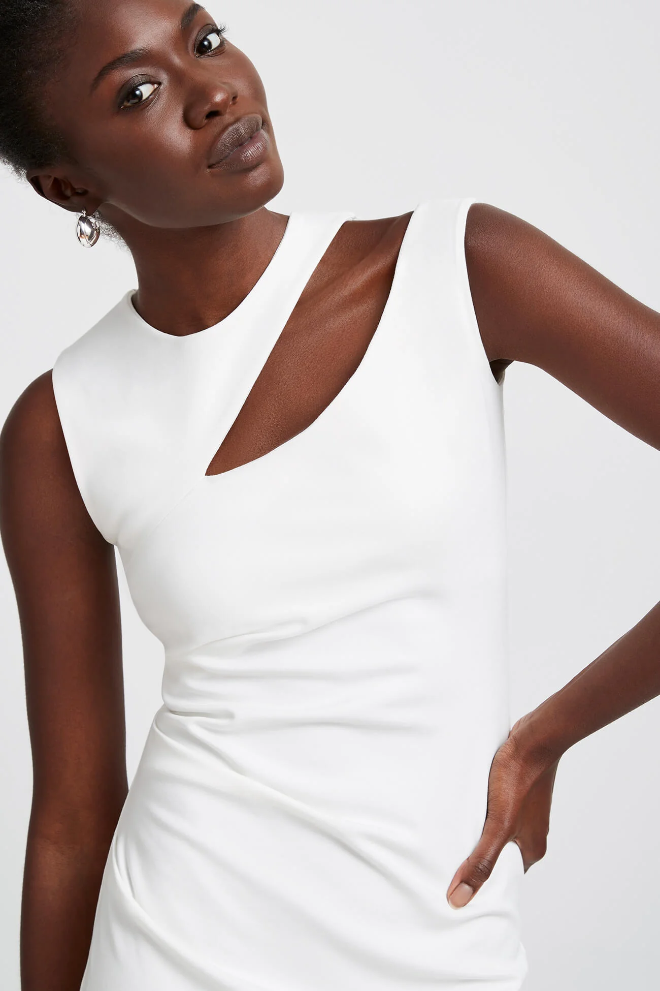 18596-astor-dress-2.webp Astor Dress