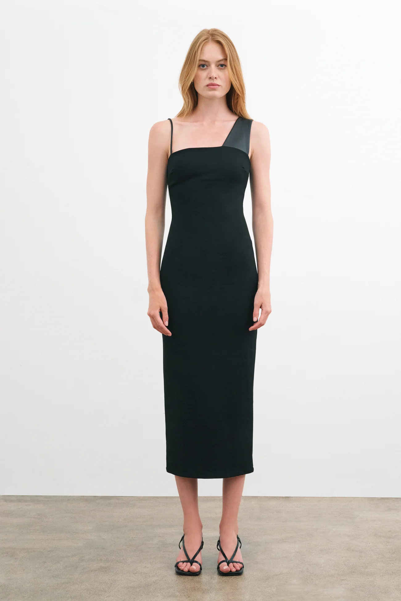 Nova Dress