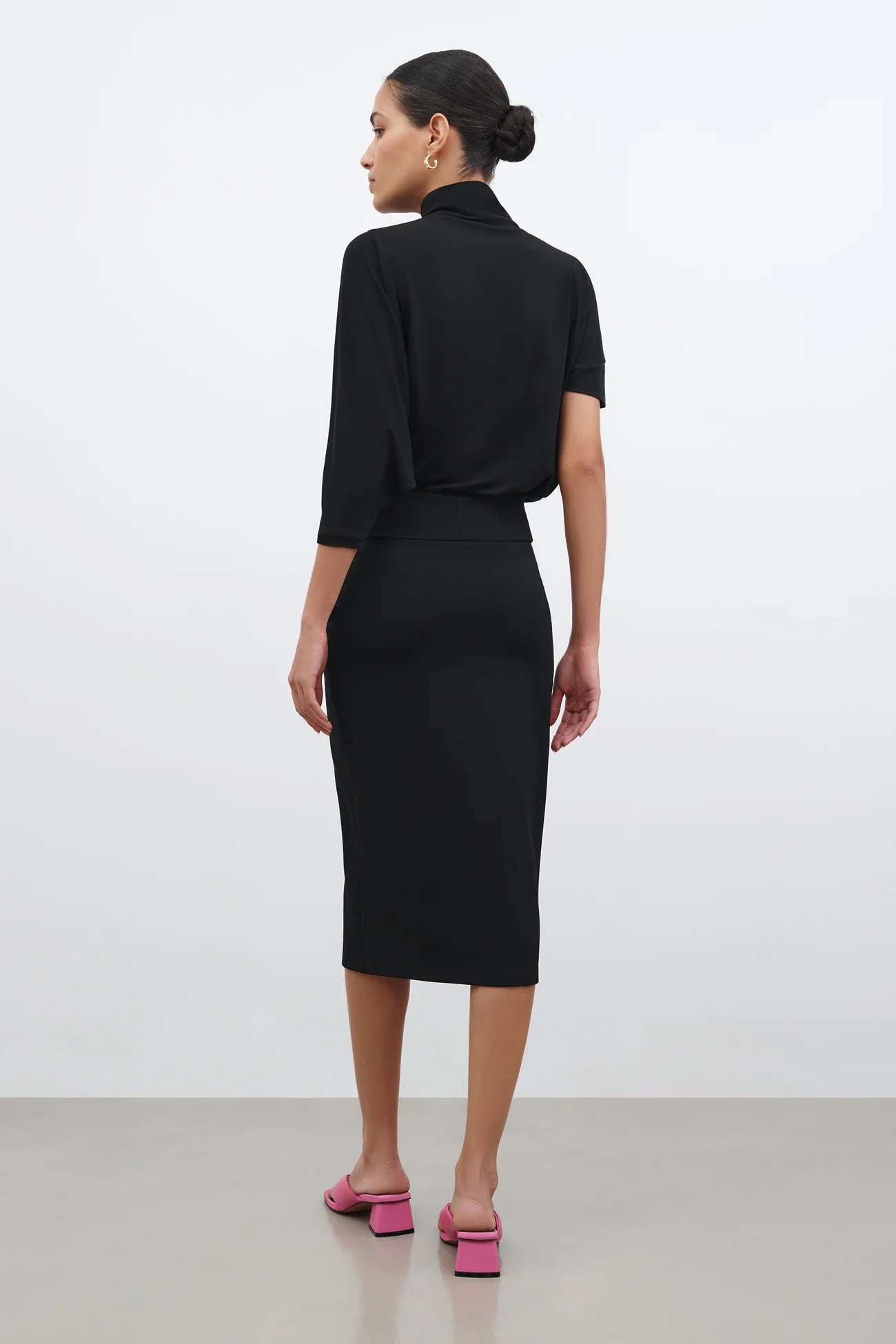 20239-vesey-pencil-skirt-7.webp Vesey Pencil Skirt