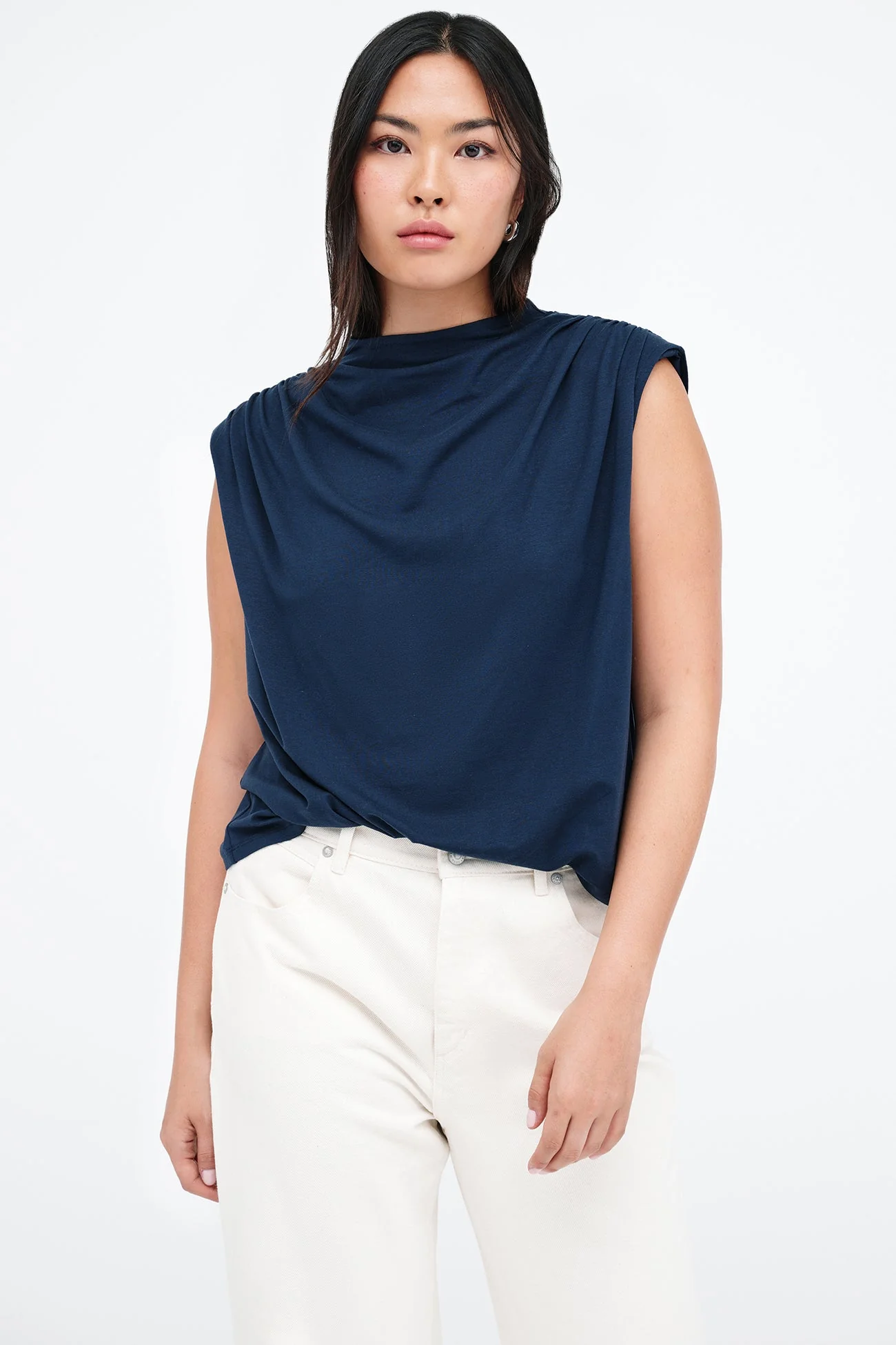 21144-wilson-top-3.webp Wilson Top
