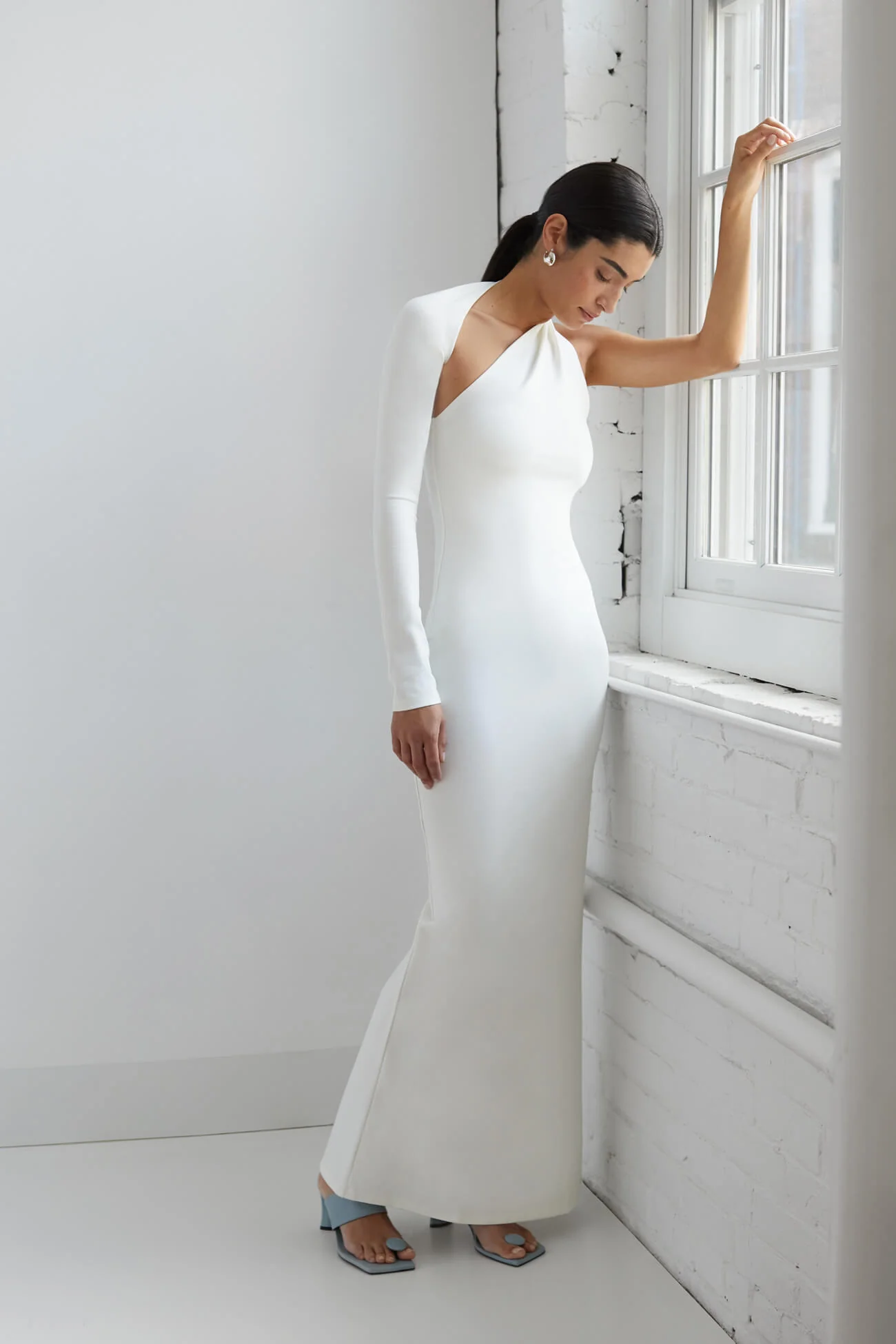 21328-manhattan-one-shoulder-gown-1.webp Manhattan One Shoulder Gown