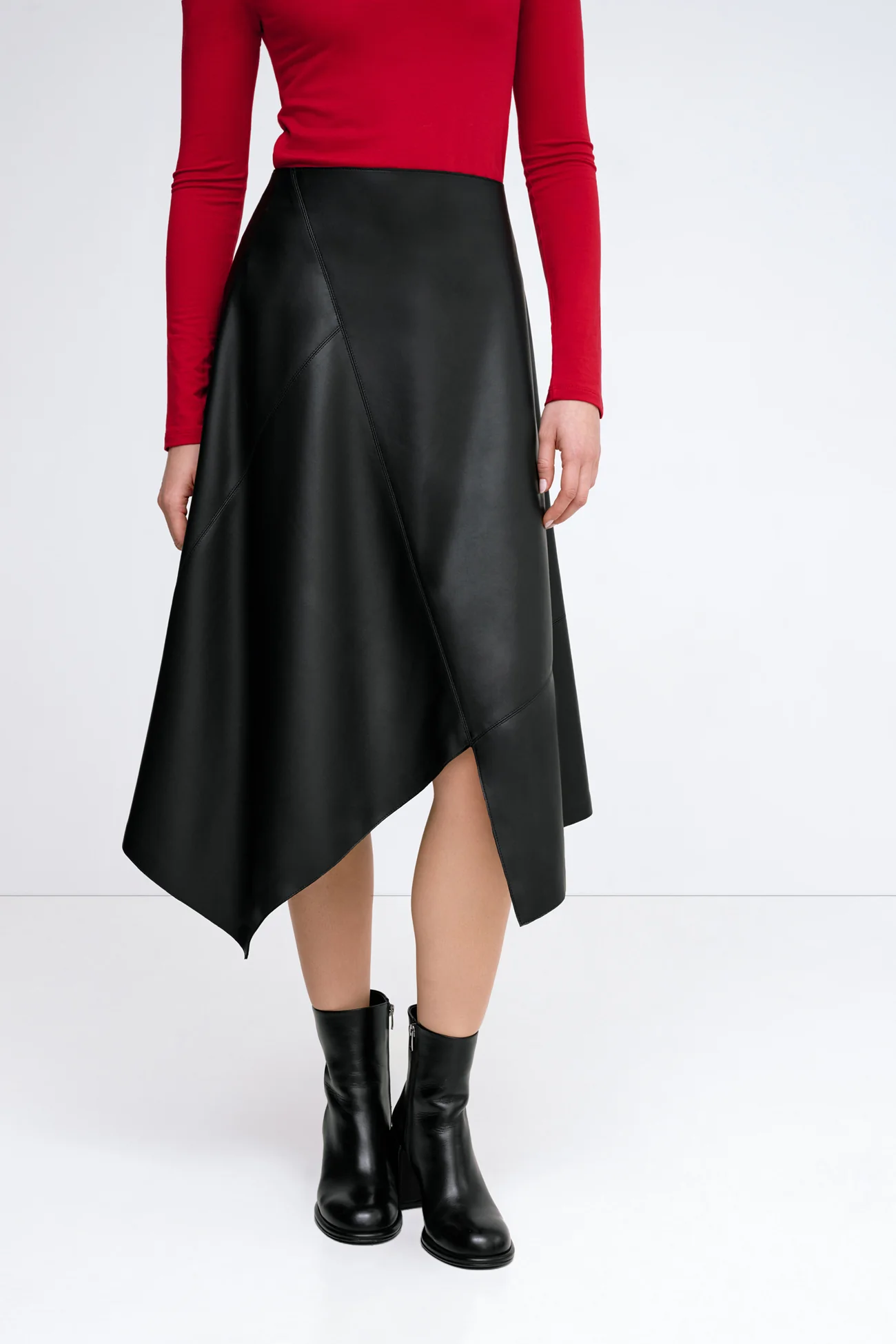 21581-coralie-skirt-1.webp Coralie Skirt
