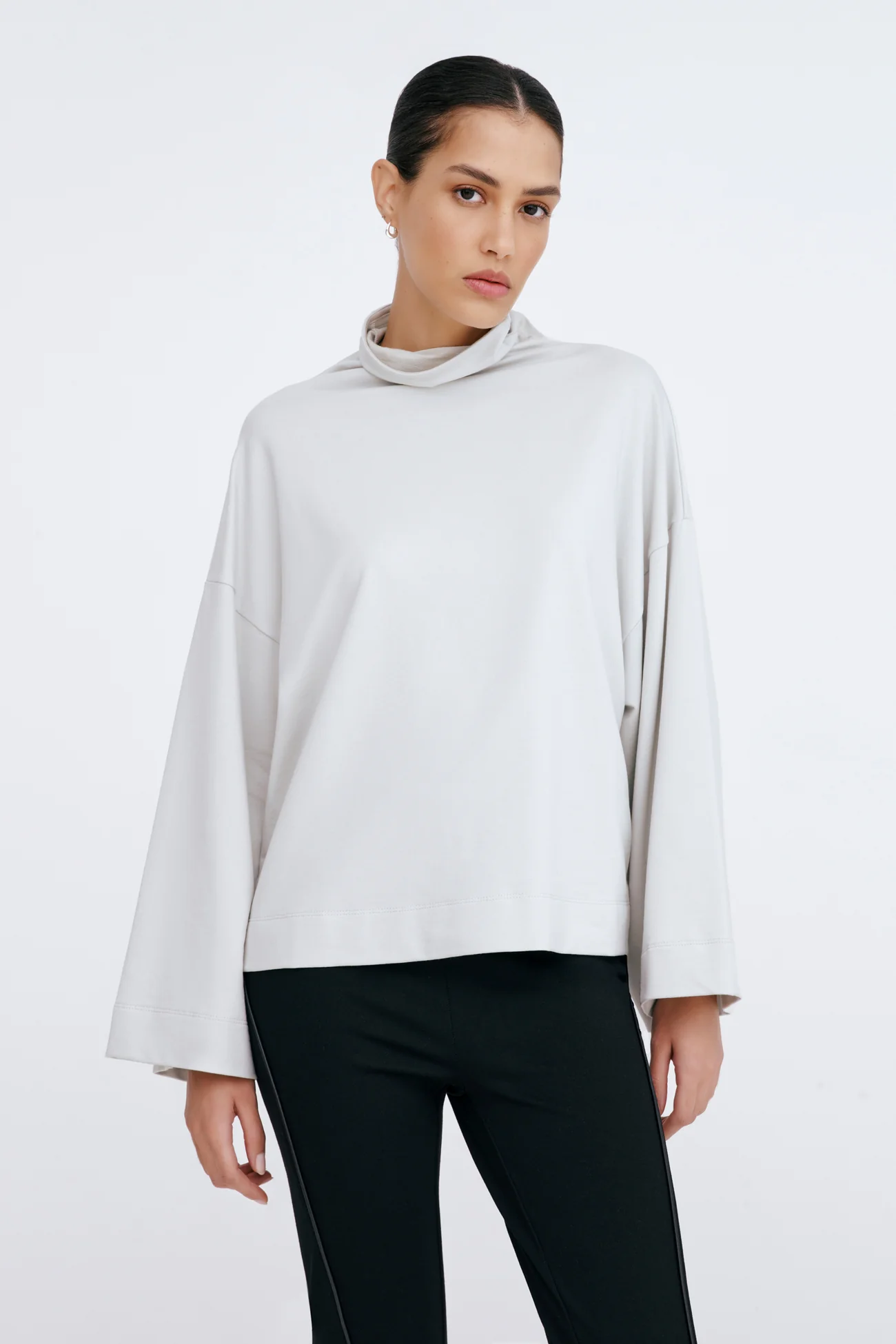 22235-amanda-sweatshirt-1.webp Amanda Sweatshirt