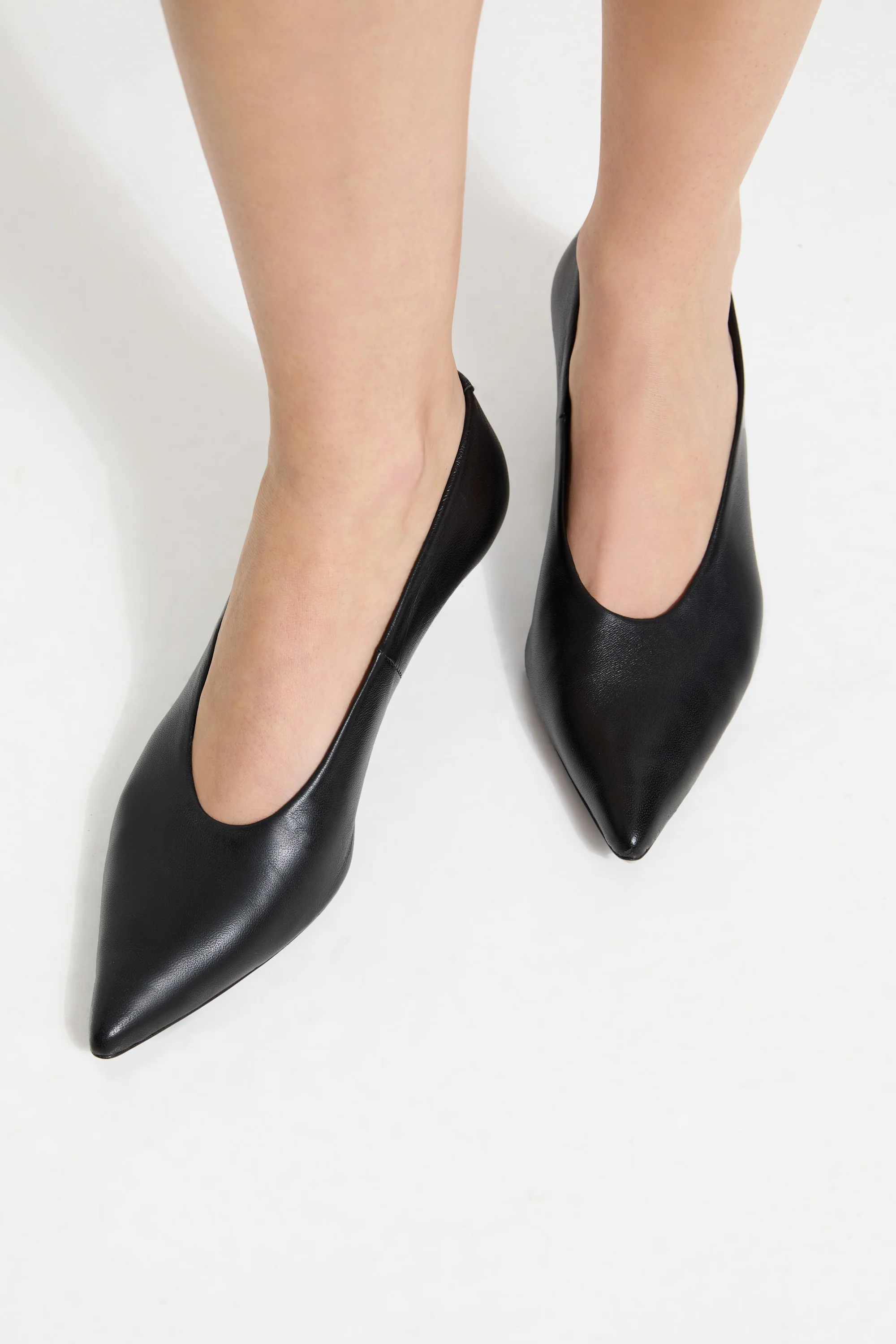 23293-grant-kitten-heels-2.webp Grant Kitten Heels