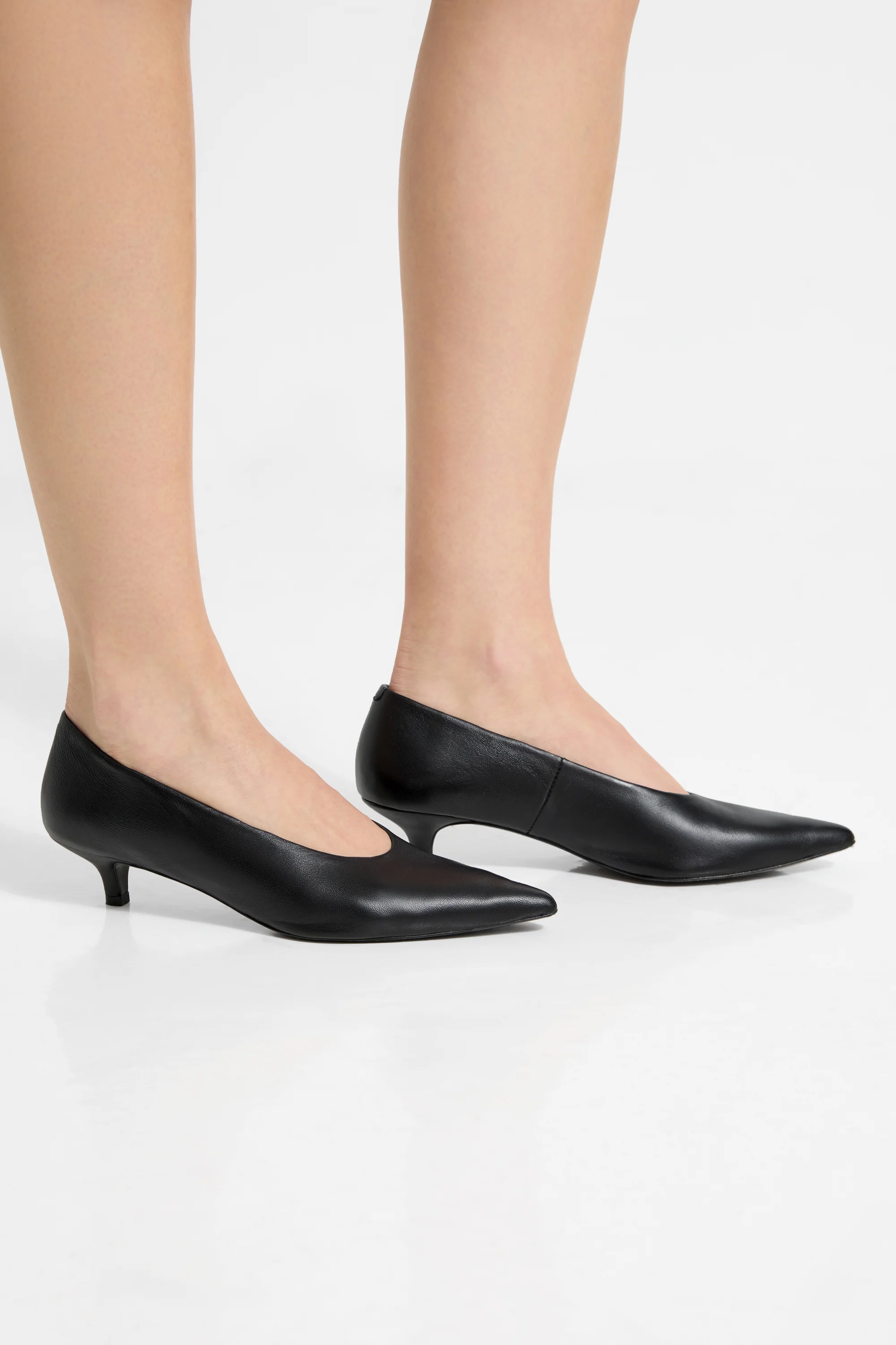 23293-grant-kitten-heels-3.webp Grant Kitten Heels