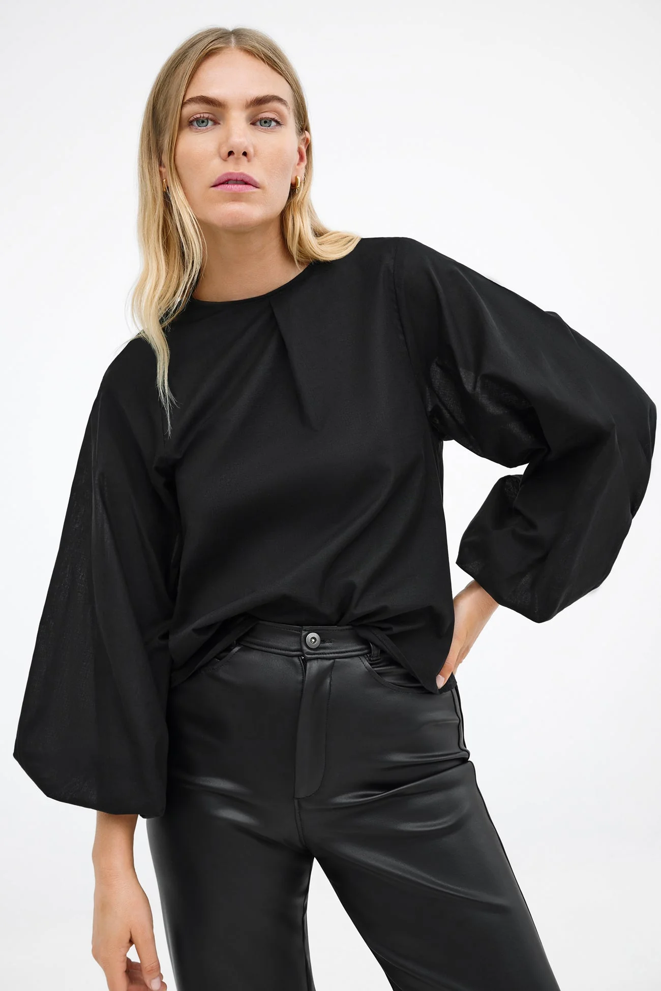 23915-joyce-top-19.webp Joyce Top