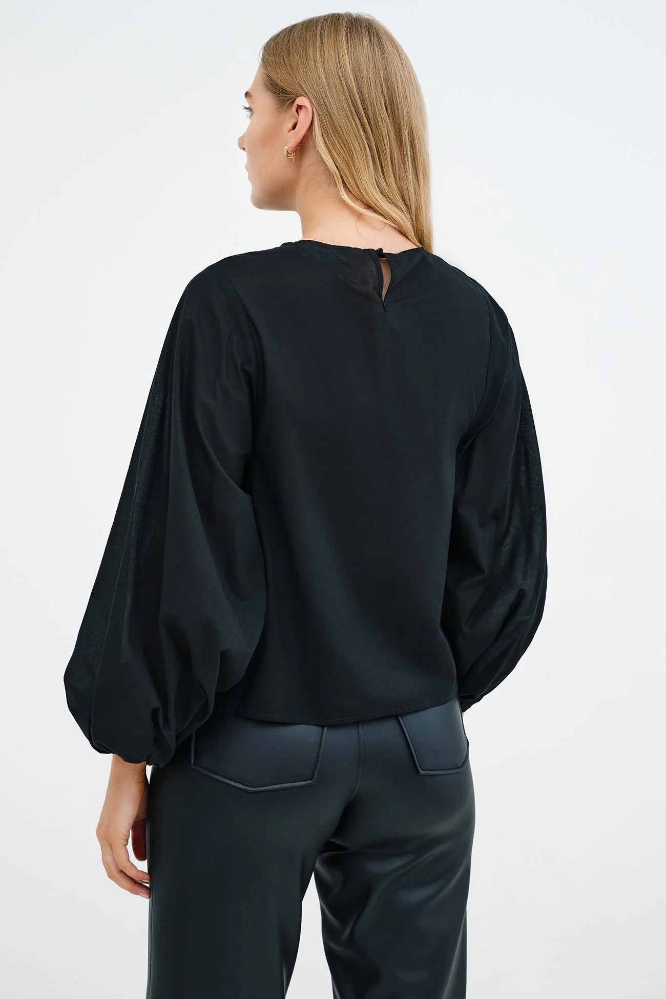 23915-joyce-top-22.webp Joyce Top