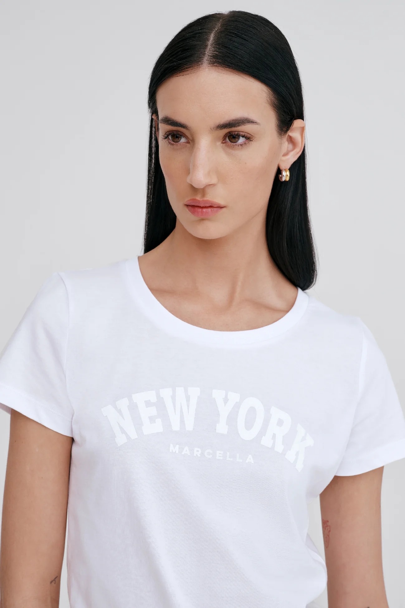 24102-the-monochrome-new-york-tee-8.webp The Monochrome New York Tee