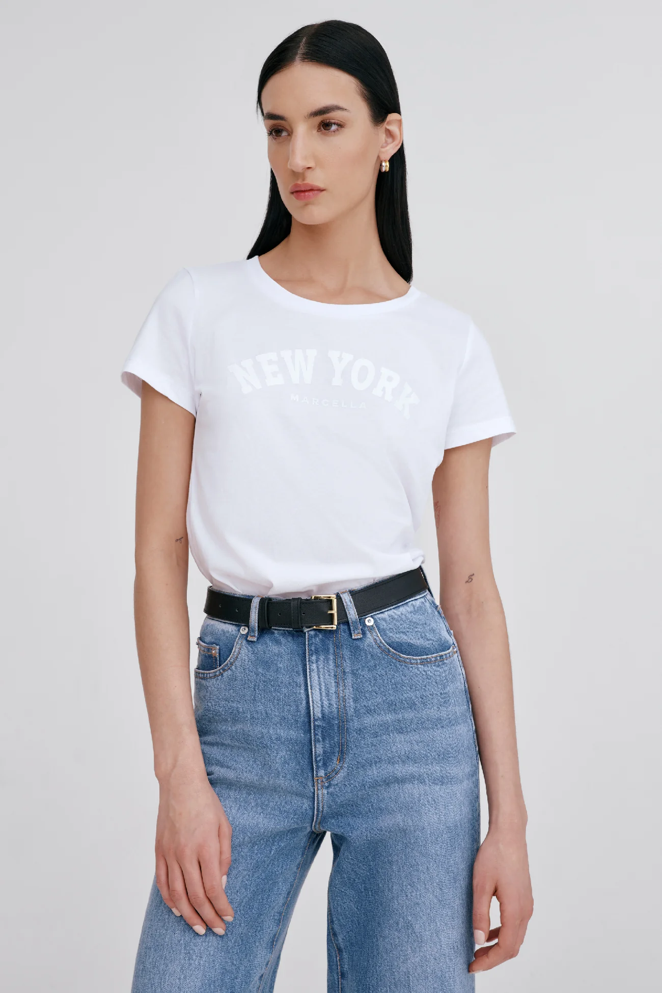 24102-the-monochrome-new-york-tee-9.webp The Monochrome New York Tee