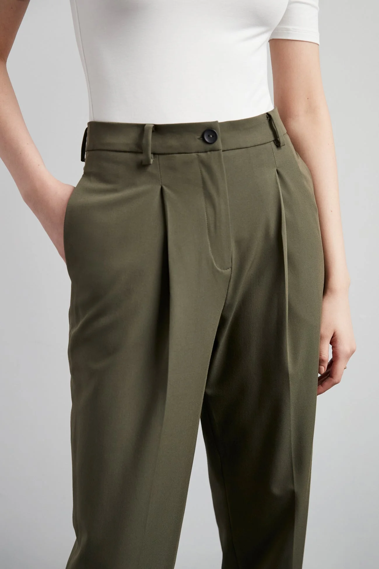 24663-petite-archie-pants-10.webp Petite Archie Pants