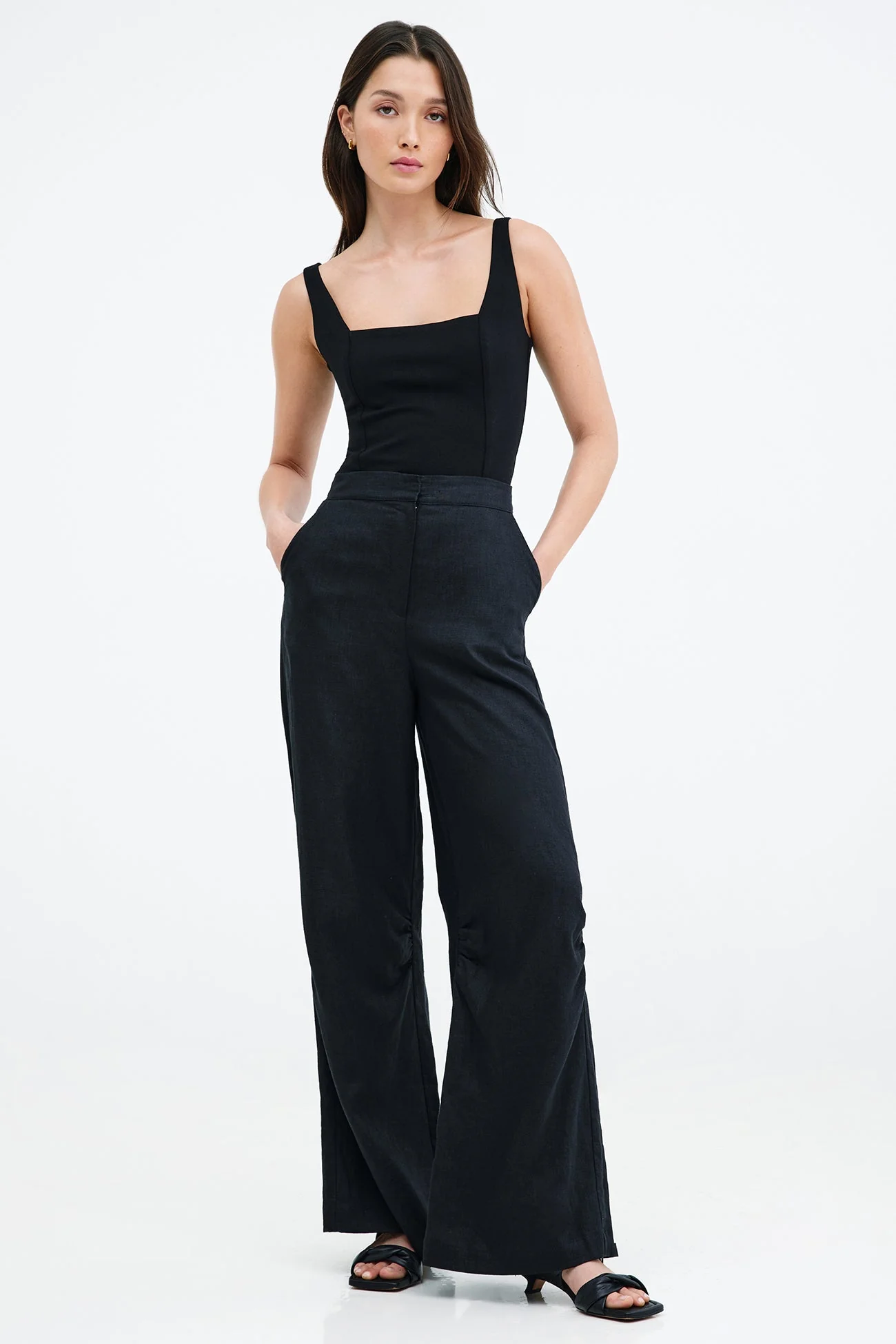 26148-runa-linen-blend-pants-9.webp Runa Linen-Blend Pants