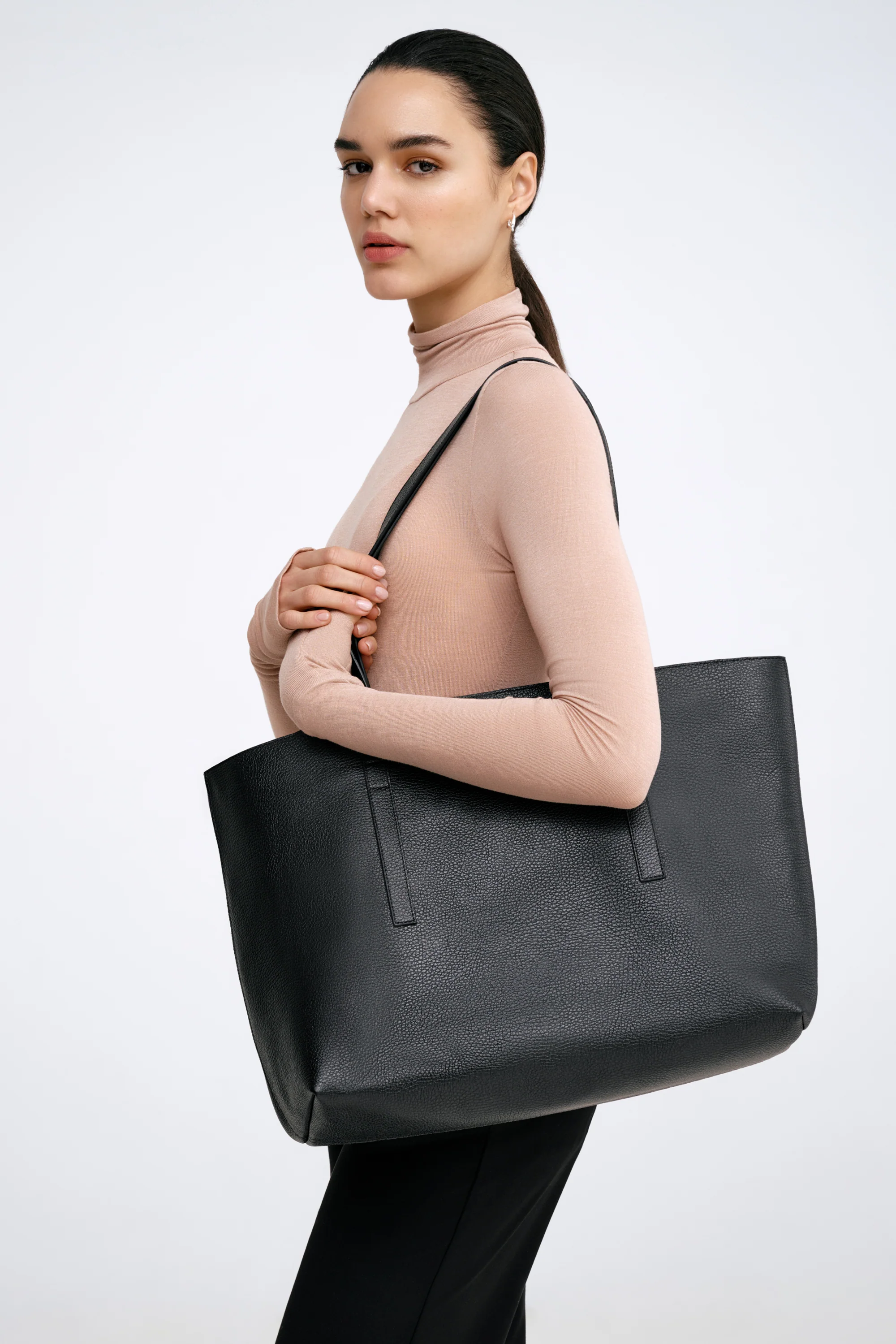 Kira Tote