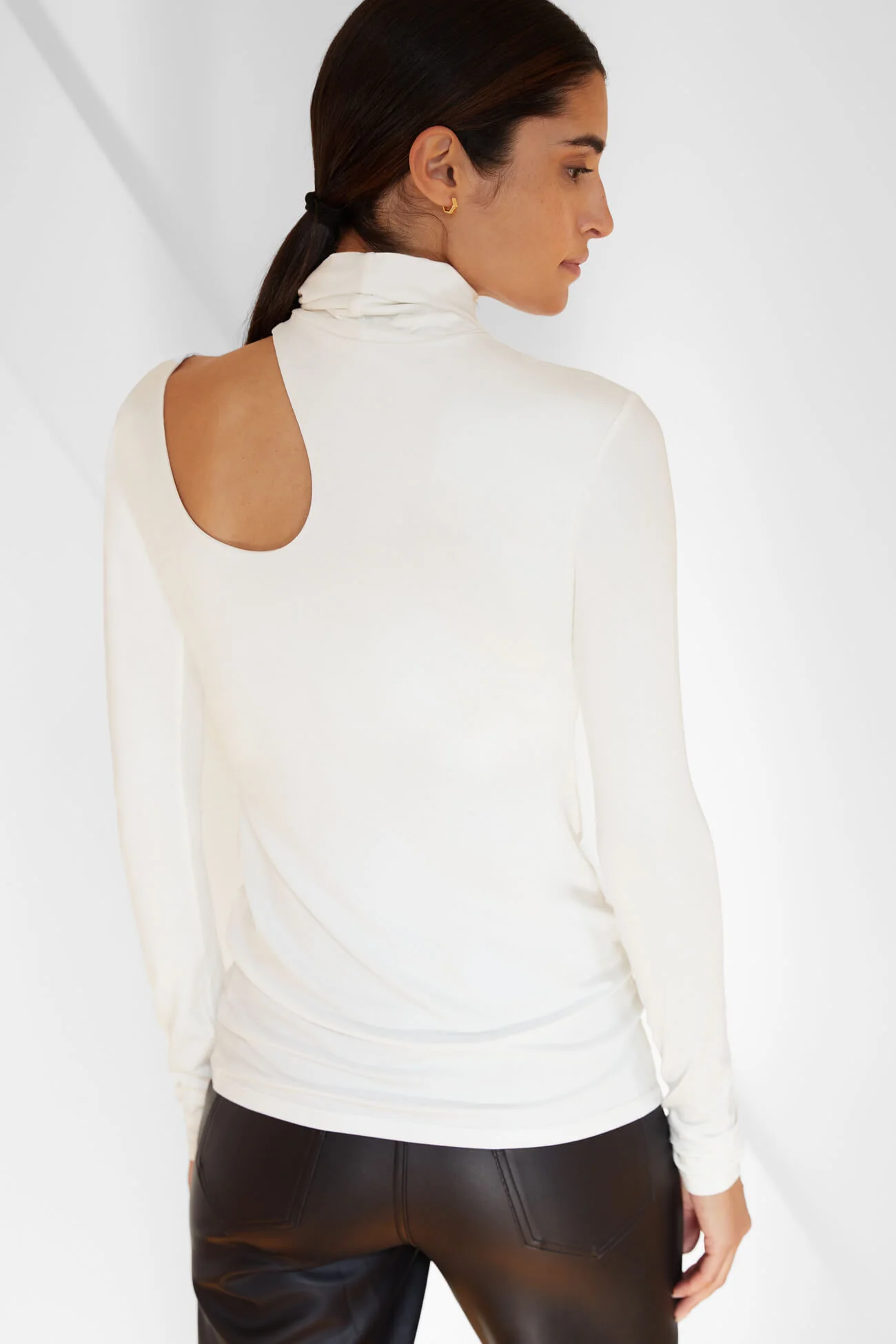 27139-allegra-top-2.webp Allegra Top