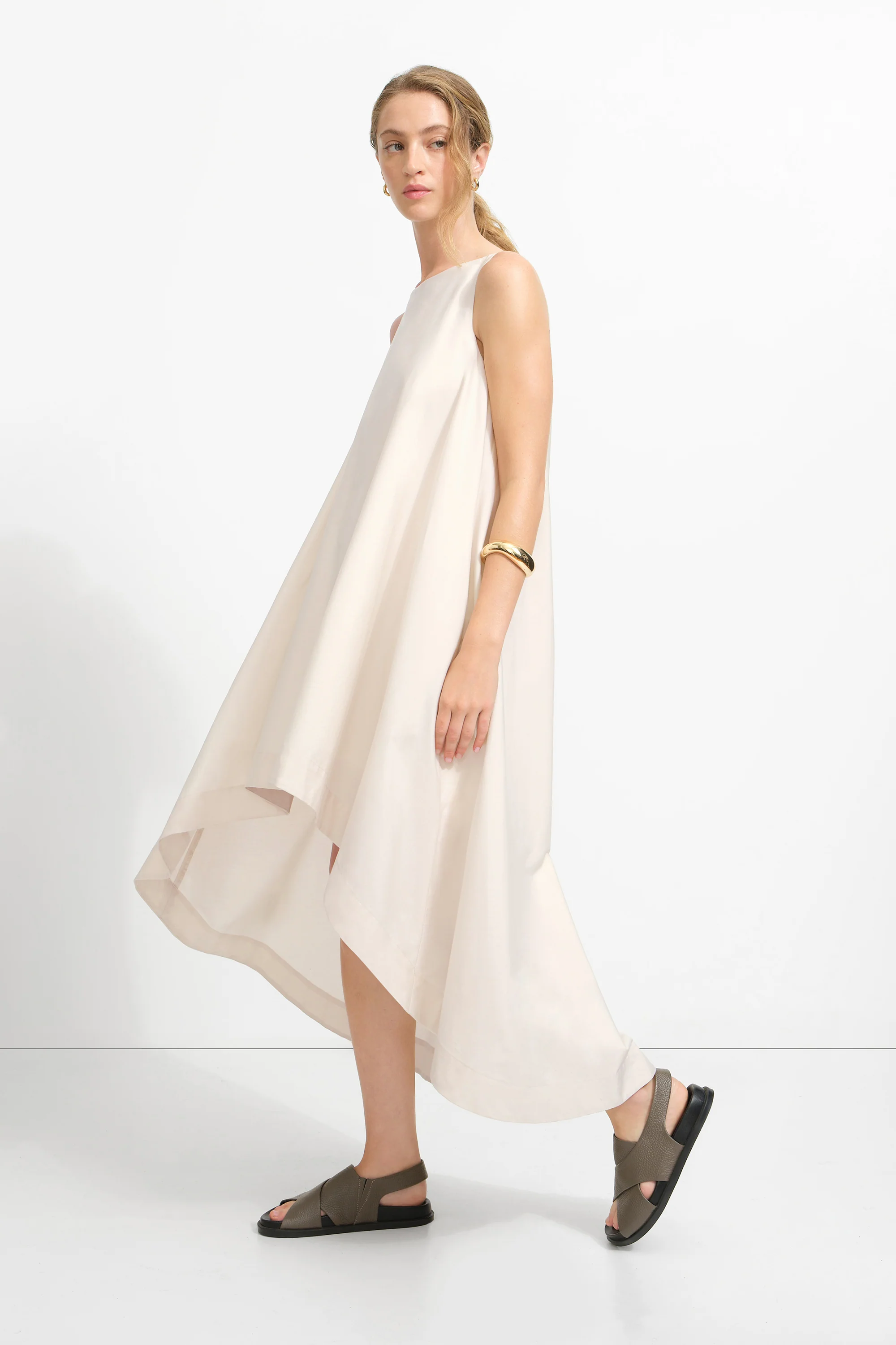 2822-loft-dress-1.webp Loft Dress