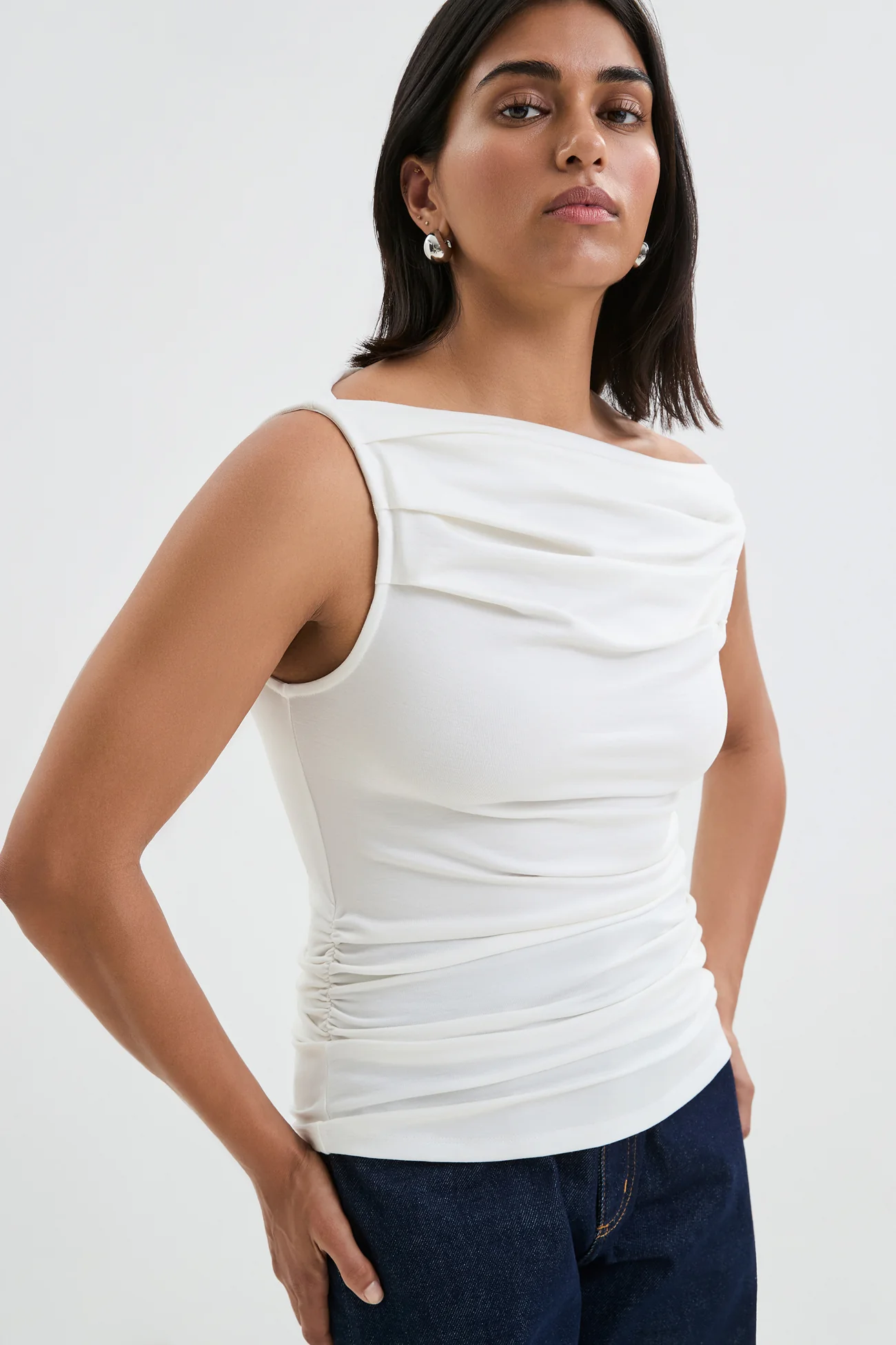 3245-cooper-sleeveless-top-30.webp Cooper Sleeveless Top