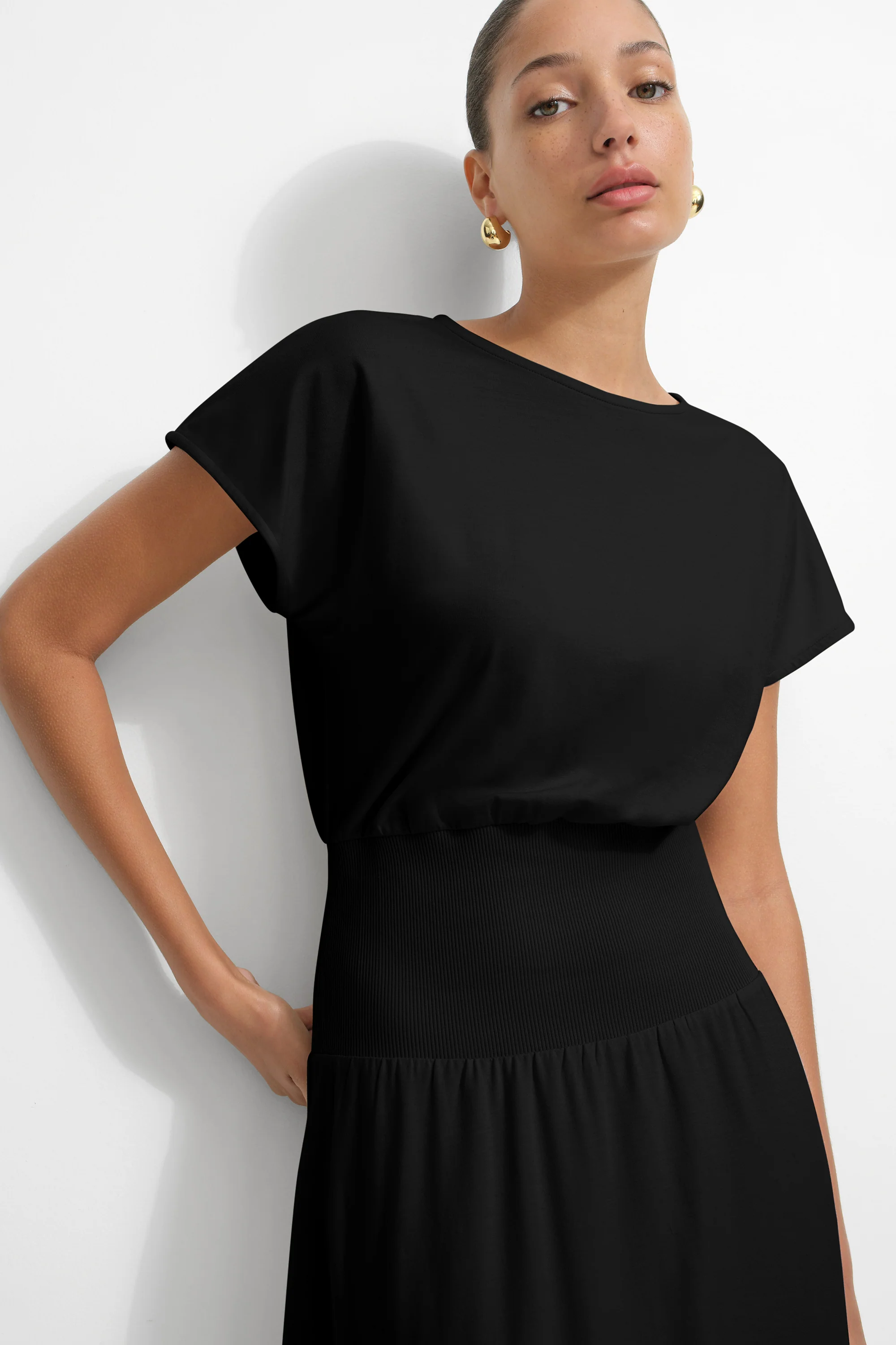 528-suvi-dress-4.webp Suvi Dress