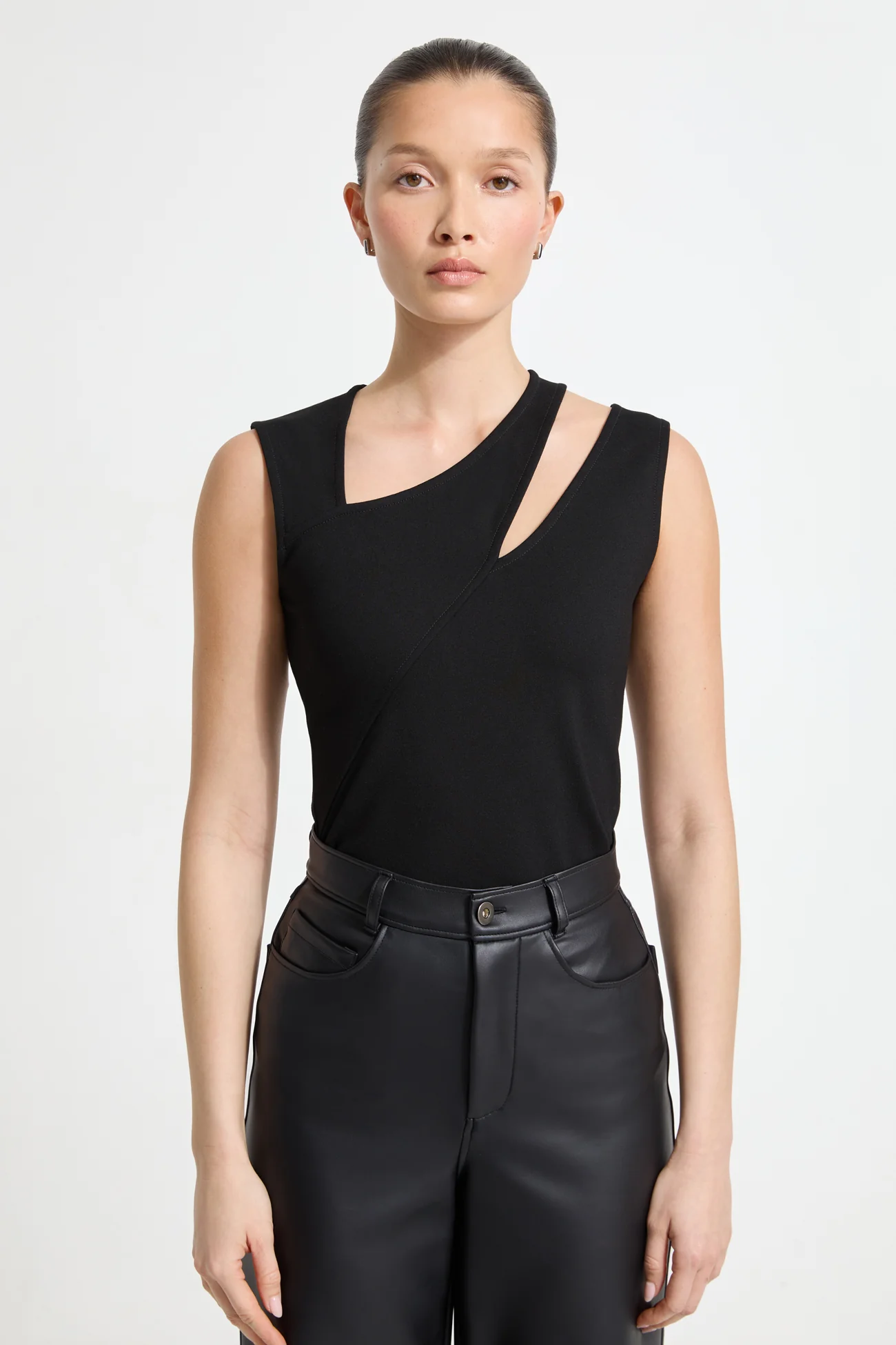 5347-lizzie-top-5.webp Lizzie Top