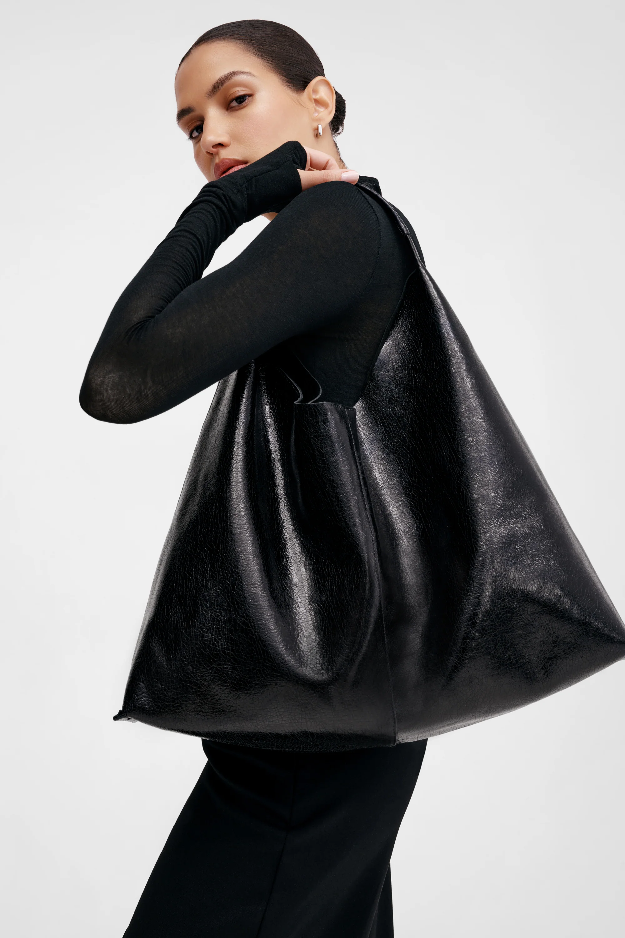 6082-kelly-tote-1.webp Kelly Tote