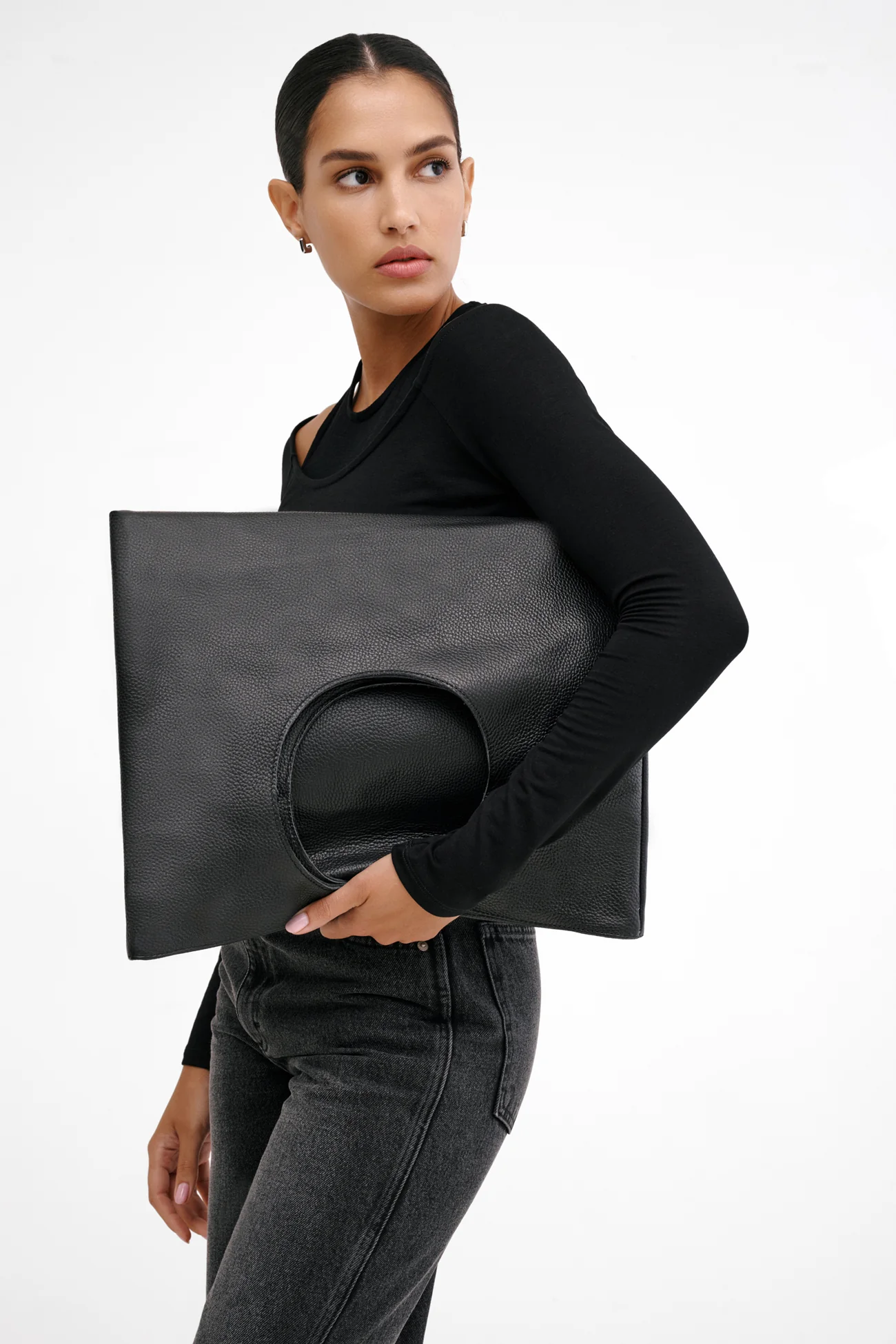 6200-cyrus-tote-1.webp Cyrus Tote
