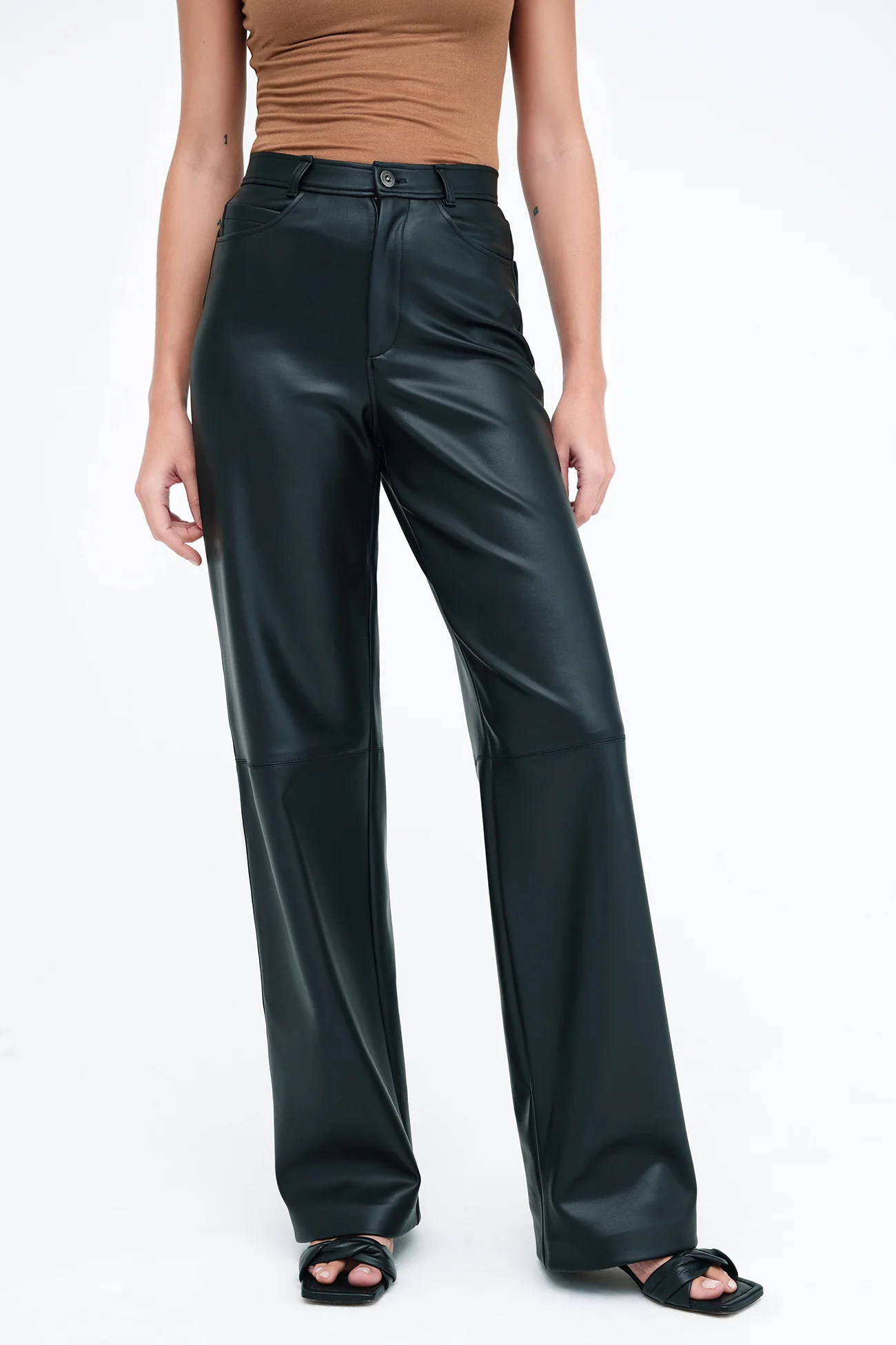 8017-julien-pants-1.webp Julien Pants
