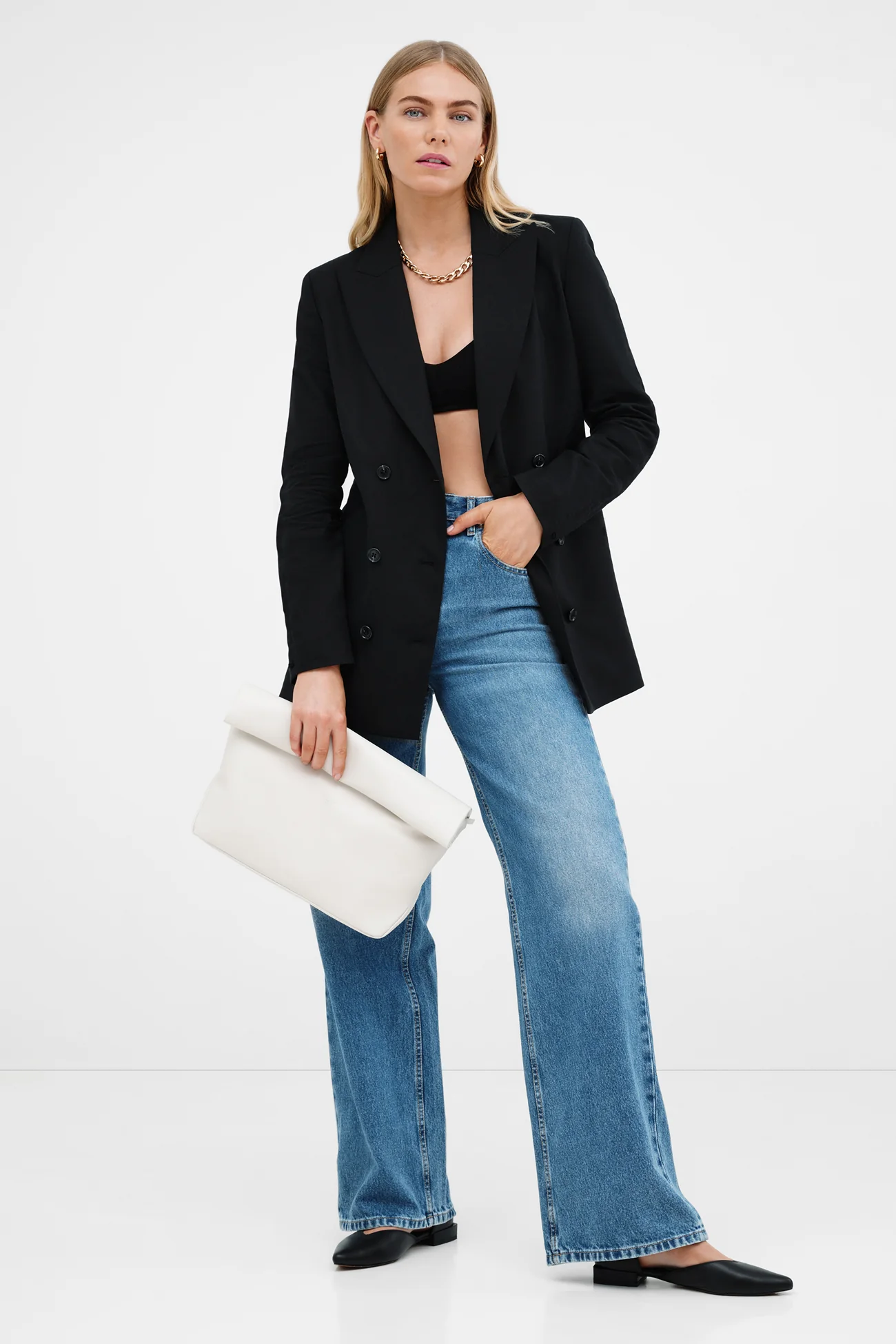 9522-linden-linen-blend-blazer-1.webp Linden Linen-Blend Blazer